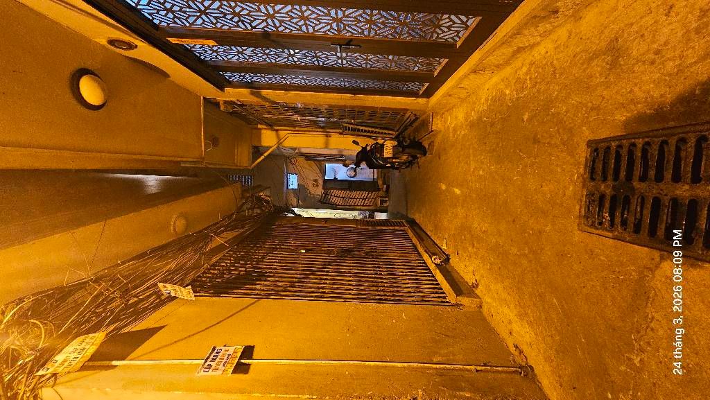 Bán nhà Hậu Khuông - diện tích 17,1m2 5 tầng - Ngõ nông, gần phố - giá 4,7 tỷ