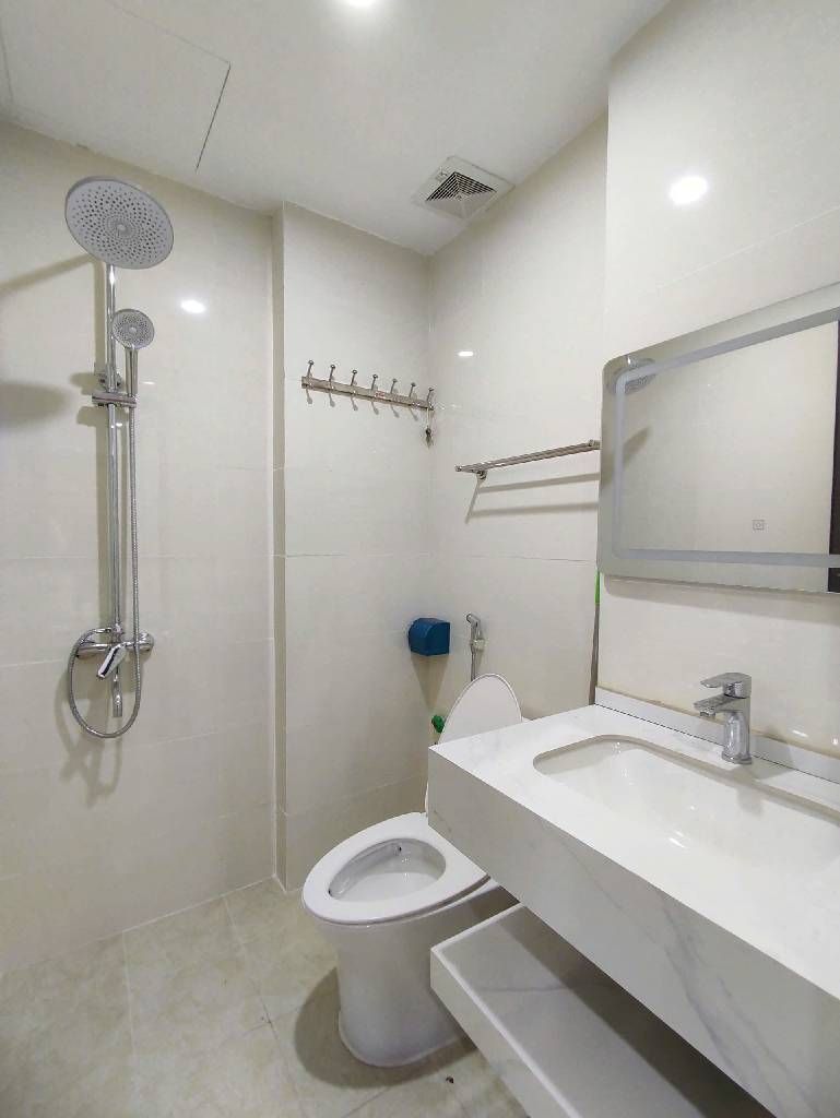 Bán nhà Quan Nhân - diện tích 36m2 7 tầng - Nhà đẹp như mới - giá 12,6 tỷ