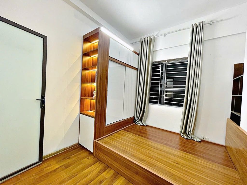 Bán nhà Nghiêm Xuân Yên - diện tích 53.4m2 1 tầng - Lô góc - giá 4,5 tỷ