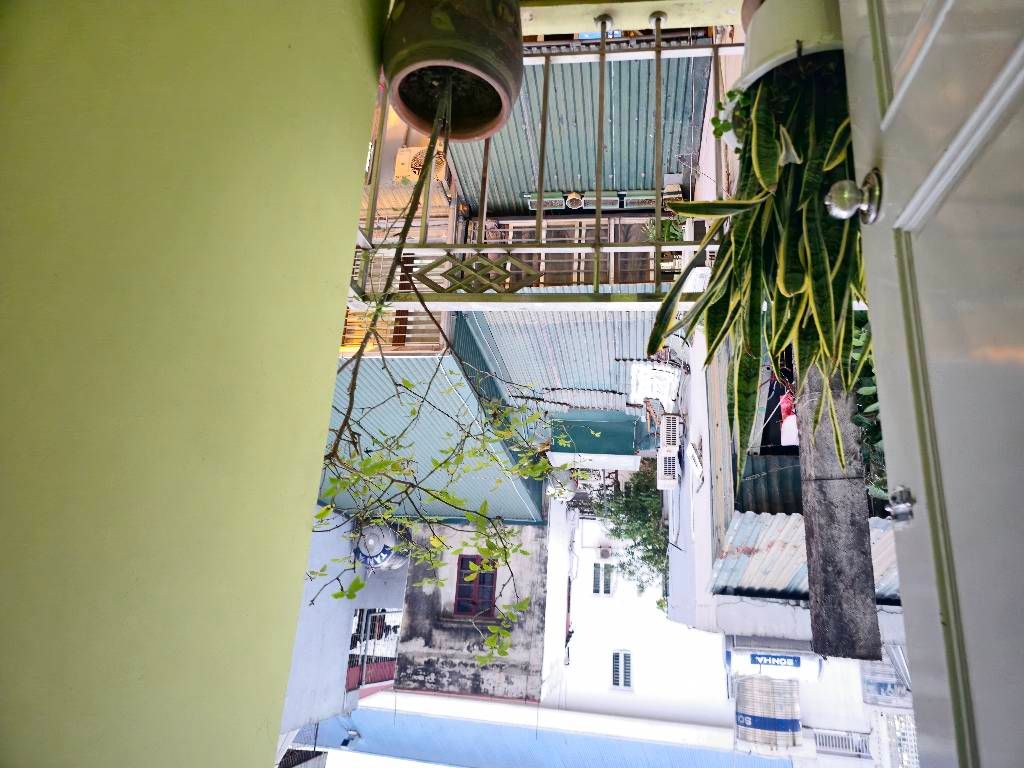 Bán nhà Tân Mai - diện tích 40m2 4 tầng - ô tô 10m - giá 10 tỷ