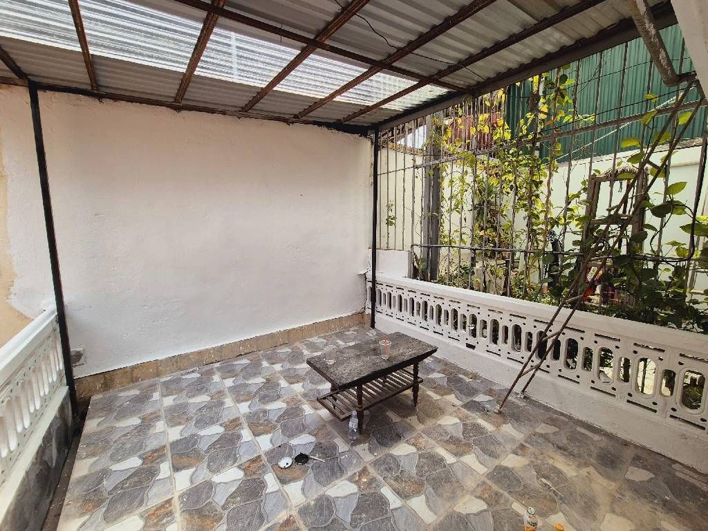 Bán nhà Đặng Tiến Đông - diện tích 60m2 4 tầng - Mặt tiền rộng, giá rẻ - giá 13,5 tỷ