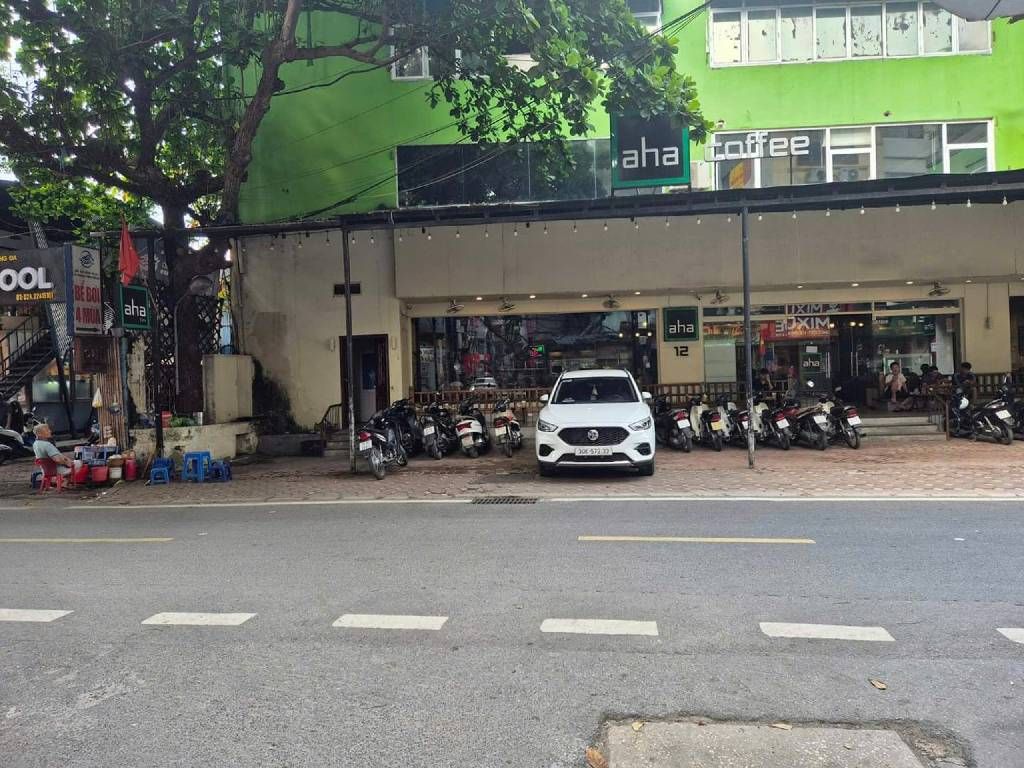 Bán nhà Đặng Tiến Đông - diện tích 60m2 4 tầng - Mặt tiền rộng, giá rẻ - giá 13,5 tỷ