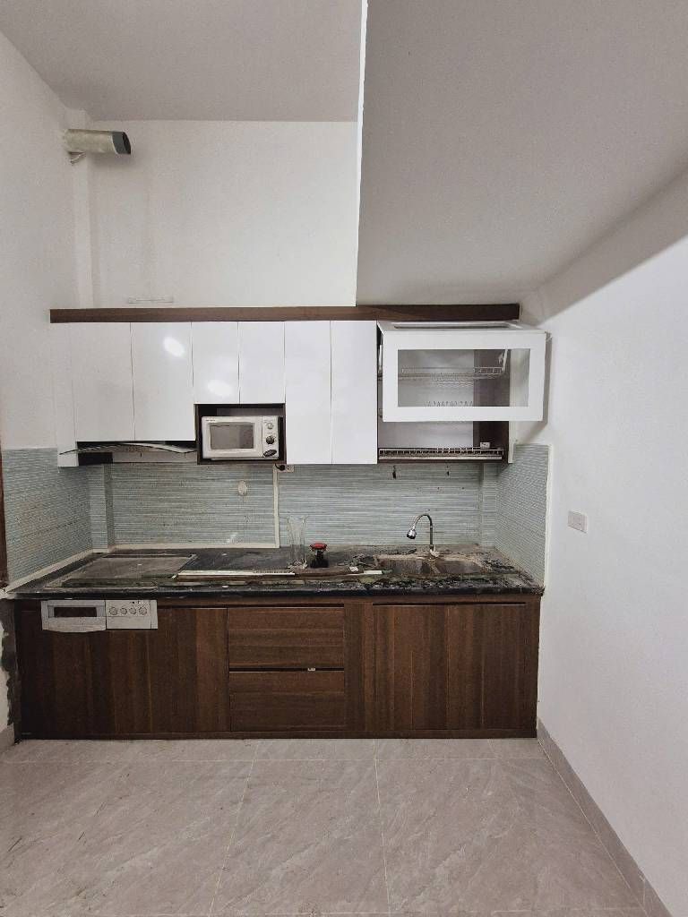 Bán nhà Đặng Tiến Đông - diện tích 60m2 4 tầng - Mặt tiền rộng, giá rẻ - giá 13,5 tỷ