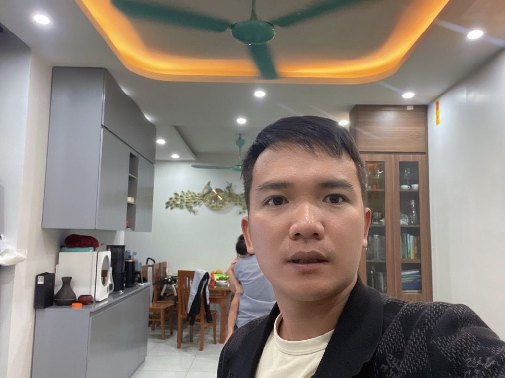 Bán nhà Lê Trọng Tấn - diện tích 49m2 3 tầng - Ngõ đẹp mặt tiền rộng - giá 5,5 tỷ