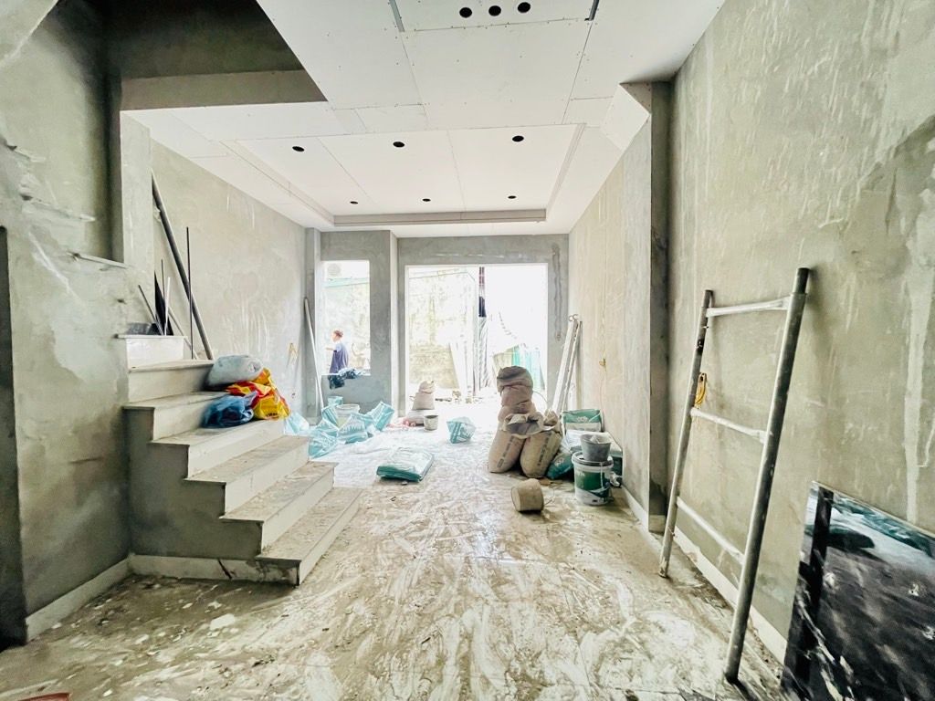 Bán nhà Ngọc Hồi - diện tích 51m2 5 tầng - NHÀ MỚI THANG MÁY - giá 12,8 tỷ