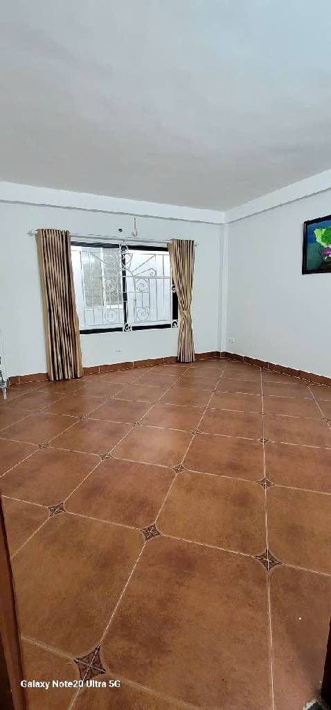 Bán nhà Giải Phóng - diện tích 76.6m2 5 tầng - ngõ ô tô - giá 24 tỷ