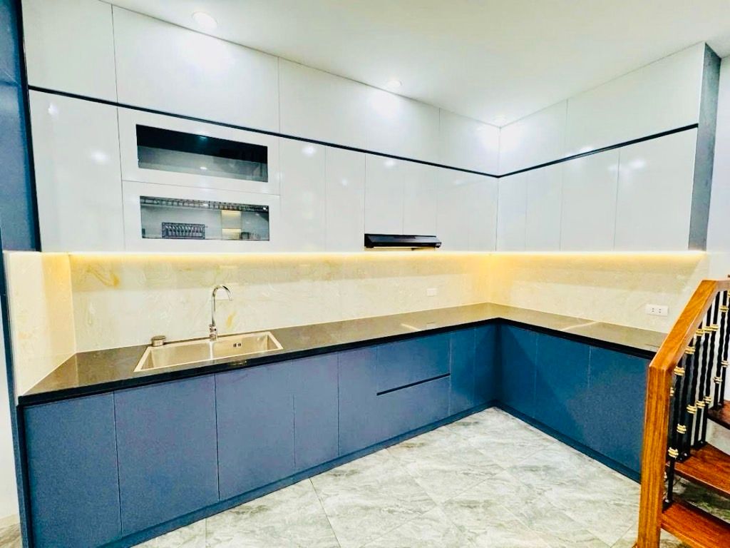 Bán nhà Tân Khai - diện tích 39.4m2 2 tầng - ÔTÔ ĐỖ CỔNG - giá 2,5 tỷ