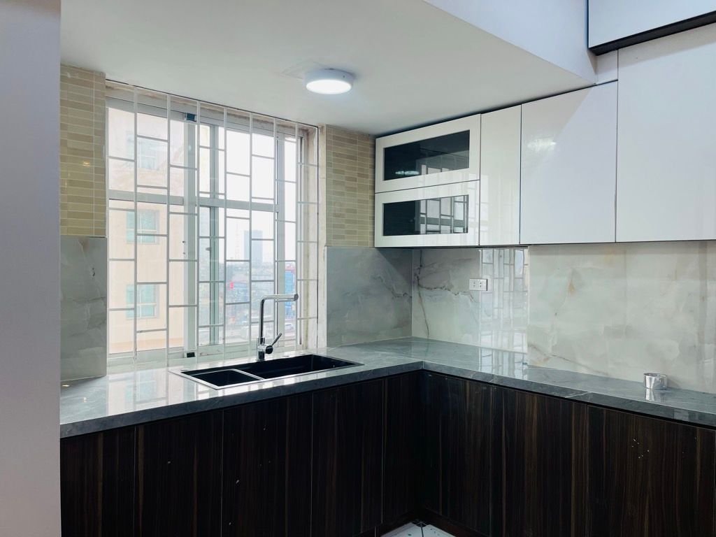 Bán nhà Khuất Duy Tiến - diện tích 85m2 1 tầng - Căn hộ góc 3 mặt thoáng - giá 9 tỷ