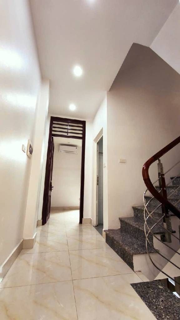 Bán nhà Lương Thế Vinh - diện tích 57m2 4 tầng - Ô TÔ TRÁNH - giá 23,5 tỷ