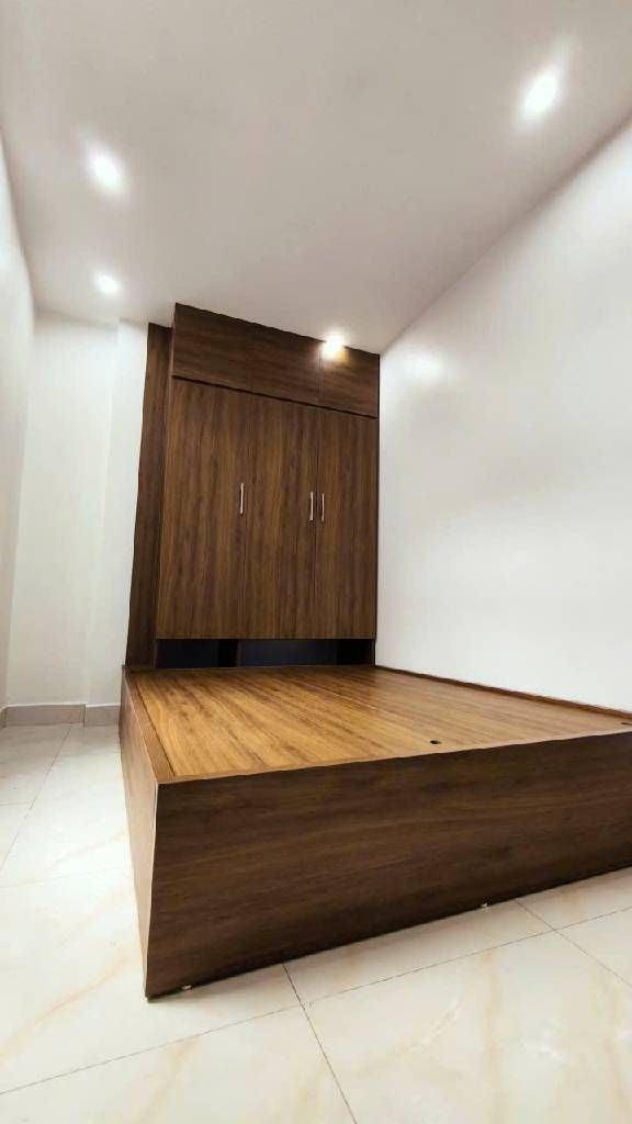 Bán nhà Lương Thế Vinh - diện tích 57m2 4 tầng - Ô TÔ TRÁNH - giá 23,5 tỷ