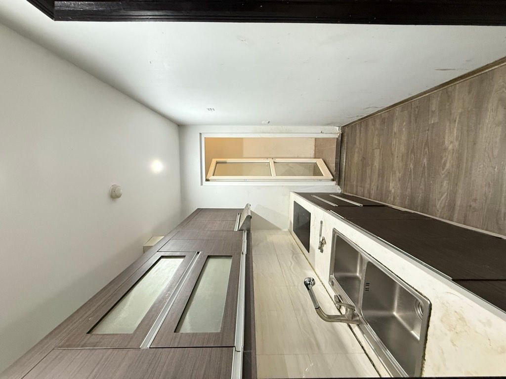 Bán nhà Khương Trung - diện tích 72.4m2 1 tầng - Căn hộ trung tâm VIP - giá 5 tỷ