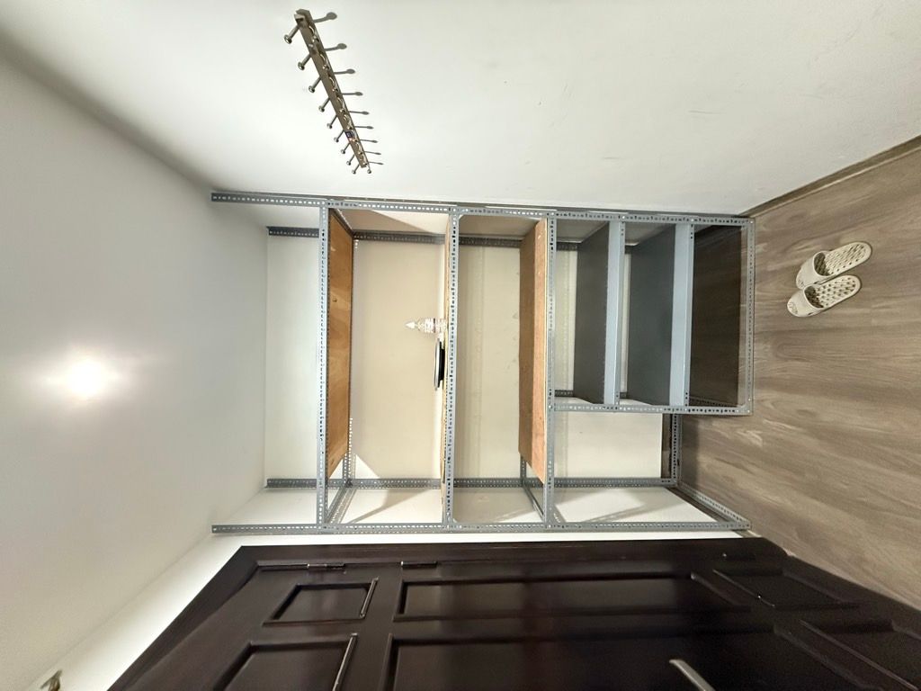 Bán nhà Khương Trung - diện tích 72.4m2 1 tầng - Căn hộ trung tâm VIP - giá 5 tỷ