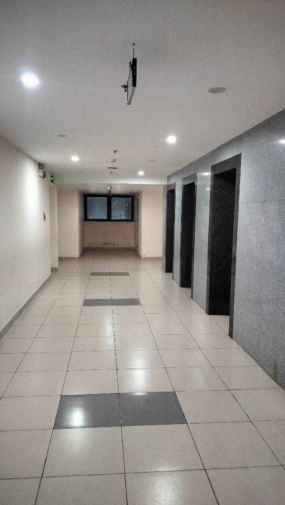 Bán nhà Ngọc Hồi - diện tích 76m2 12 tầng - Căn hộ chung cư 3 ngủ - giá 5,75 tỷ