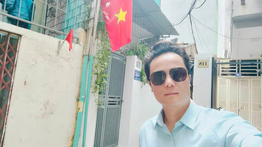 Bán nhà Đê La Thành - diện tích 46m2 2 tầng - Nhà đẹp hiếm có - giá 9,35 tỷ