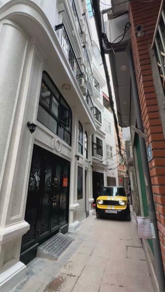 Bán nhà Định Công Thượng - diện tích 75m2 7 tầng - Lô góc cực thoáng - giá 23,3 tỷ