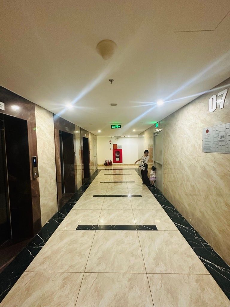 Bán nhà Hoàng Mai - diện tích 115m2 7 tầng - CĂN HỘ 3 NGỦ CAO CẤP - giá 11,25 tỷ