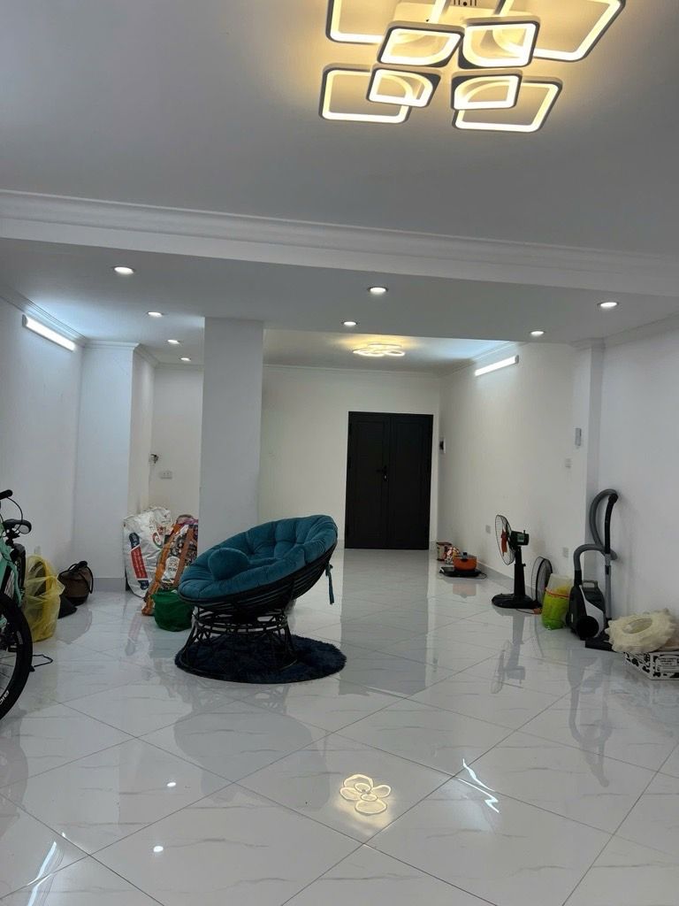 Bán nhà Giảng Võ - diện tích 100m2 1 tầng - 2 mặt ngõ ô tô tranh - giá 8,9 tỷ