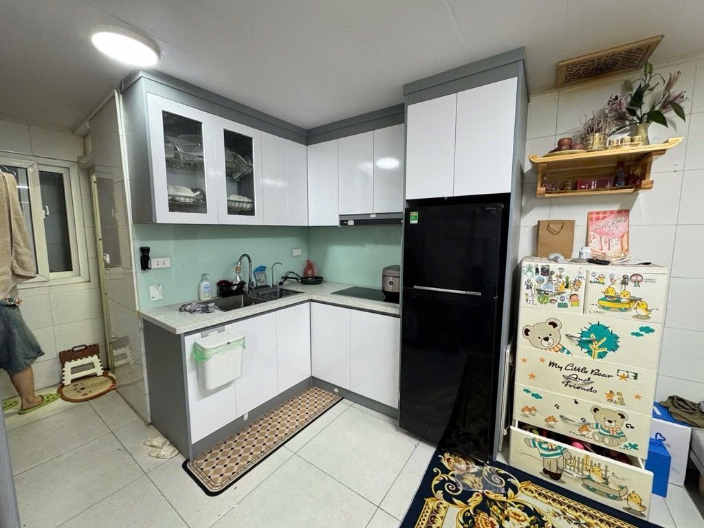 Bán nhà Thái Hà - diện tích 22,7m2 3 tầng - Nhà đẹp - giá 2,5 tỷ