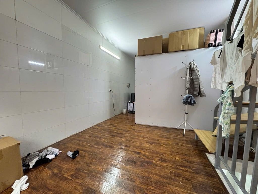 Bán nhà Thái Hà - diện tích 22,7m2 3 tầng - Nhà đẹp - giá 2,5 tỷ