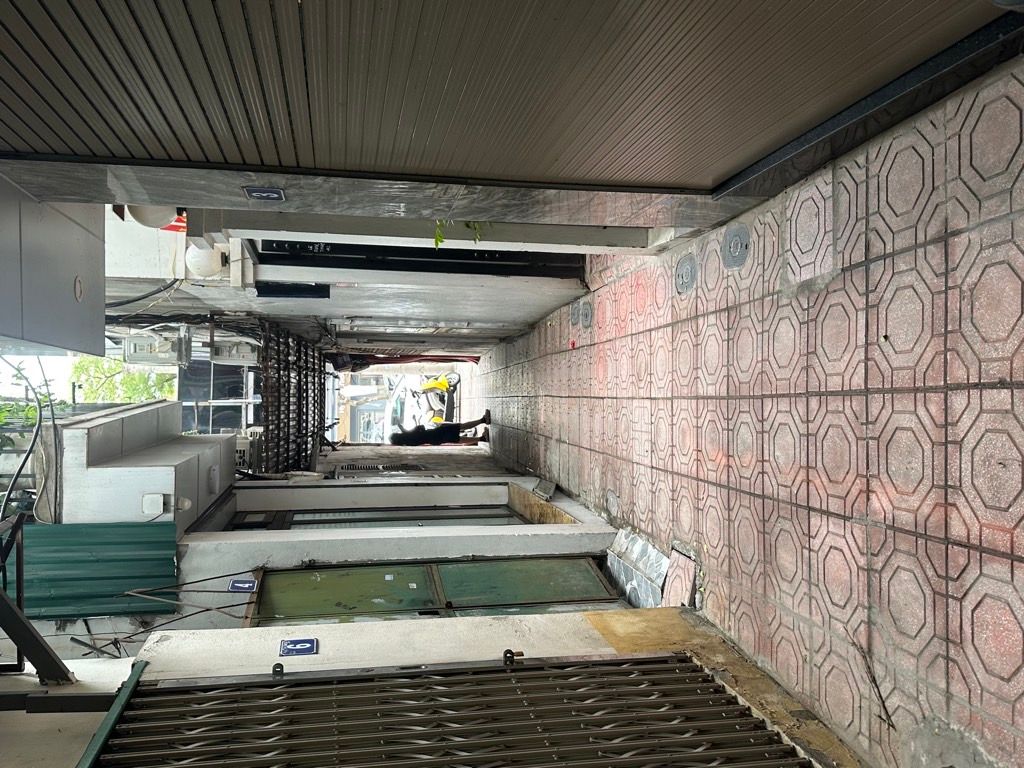 Bán nhà Thái Hà - diện tích 22,7m2 3 tầng - Nhà đẹp - giá 2,5 tỷ