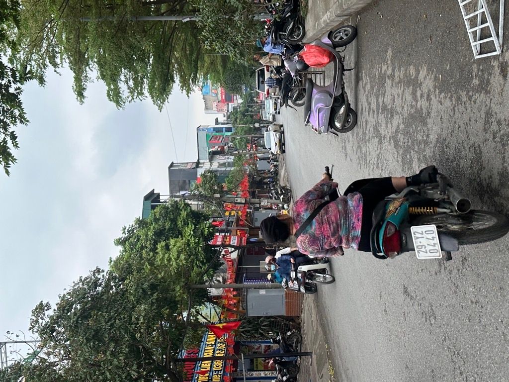 Bán nhà Thái Hà - diện tích 22,7m2 3 tầng - Nhà đẹp - giá 2,5 tỷ