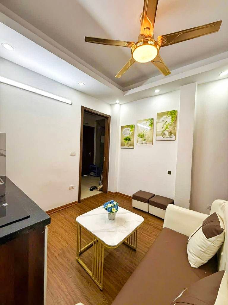 Bán nhà Vũ Tông Phan - diện tích 32m2 1 tầng - Thang máy - giá 1,6 tỷ