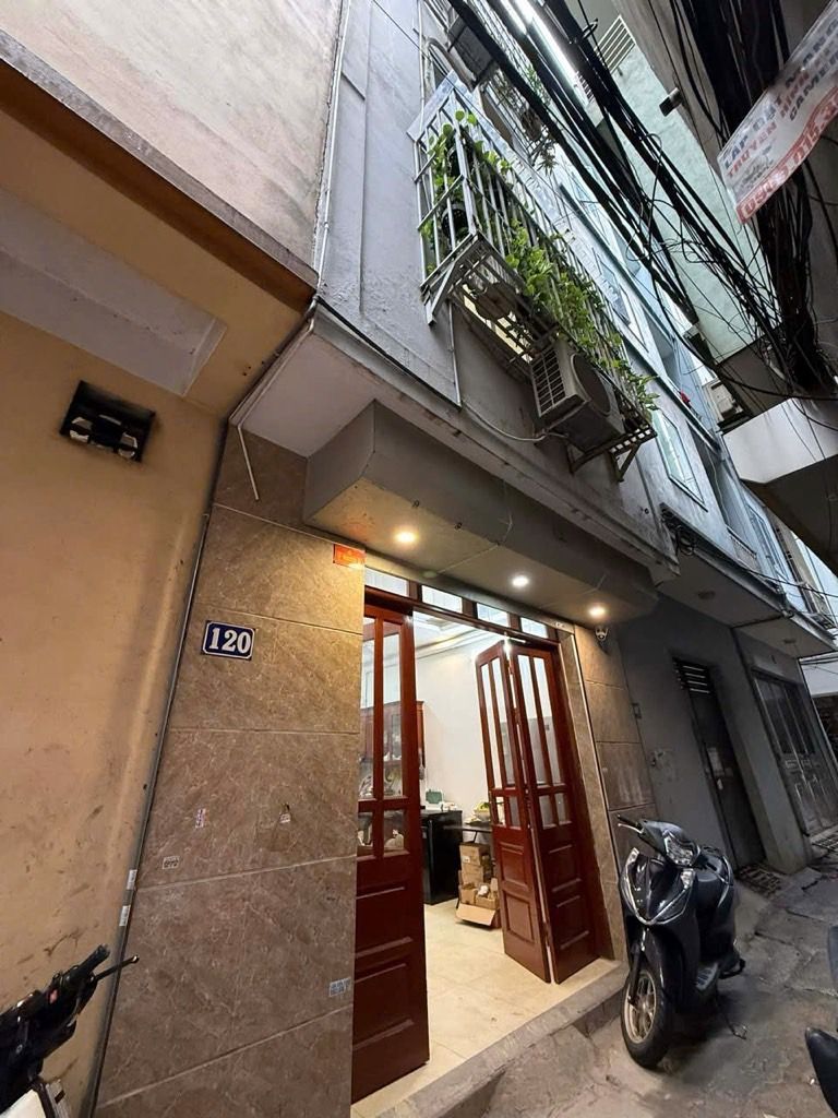 Bán nhà Hoàng Mai - diện tích 20,2m2 5 tầng - Ngõ rộng thoáng - giá 6,9 tỷ
