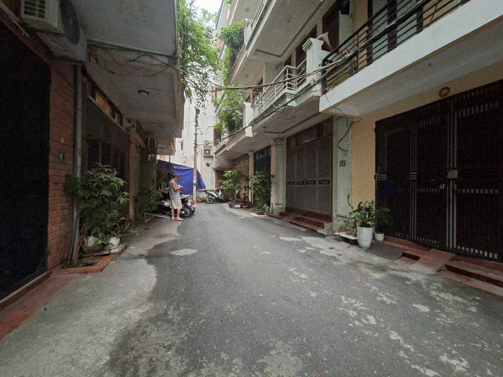 Bán nhà Khương Trung - diện tích 37m2 1 tầng - Ô TÔ TRÁNH - giá 11,8 tỷ