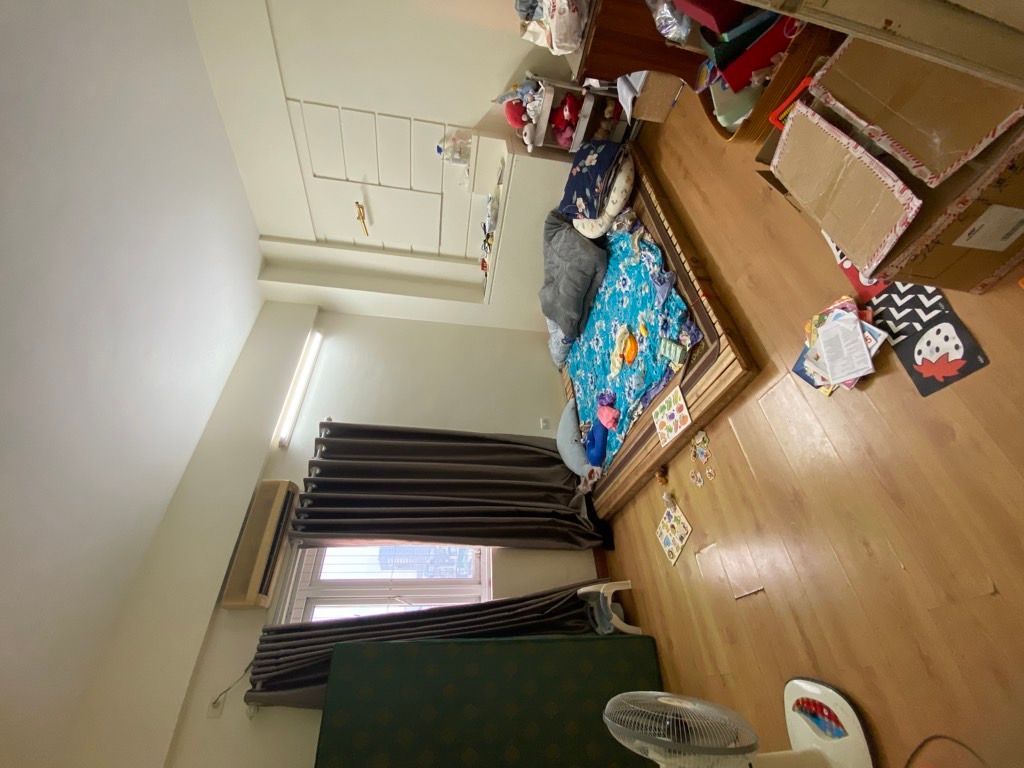 Bán nhà Phạm Ngọc Thạch - diện tích 74.6m2 1 tầng - Căn hộ B7 Kim Liên mặt đường - giá 8,9 tỷ