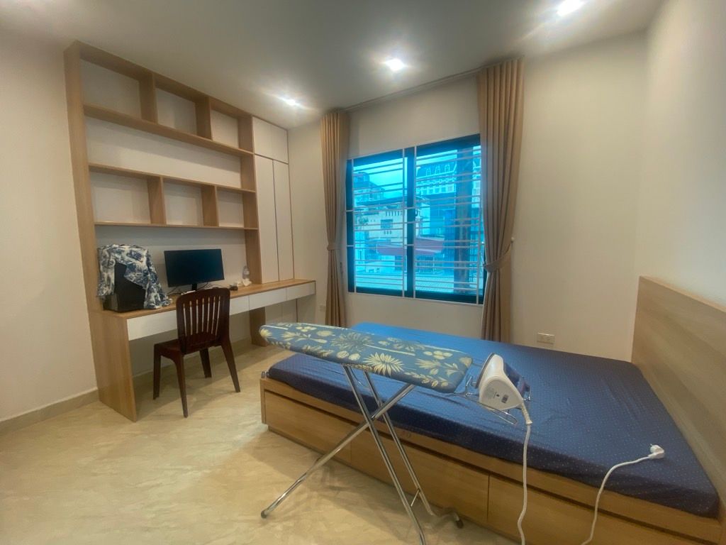 Bán nhà Cát Linh - diện tích 47,3m2 6 tầng - Nhà Đẹp 6T Thang Máy - giá 17 tỷ