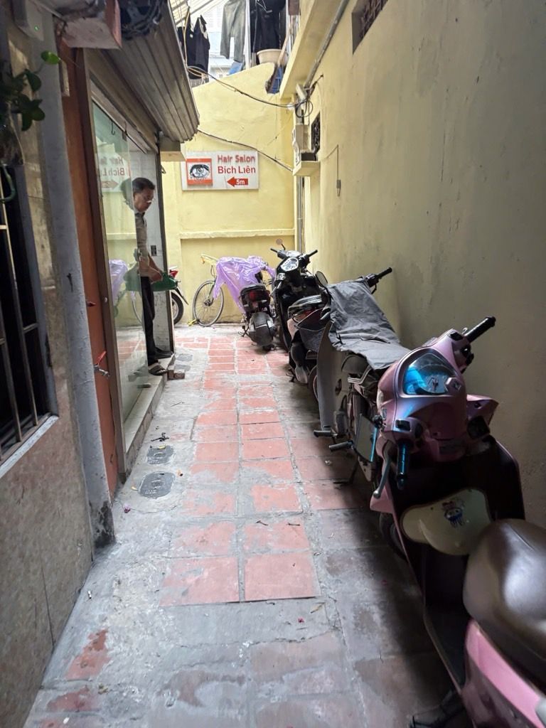 Bán nhà Hàng Chuối - diện tích 16.9m2 1 tầng - Căn hộ trung tâm - giá 3,8 tỷ