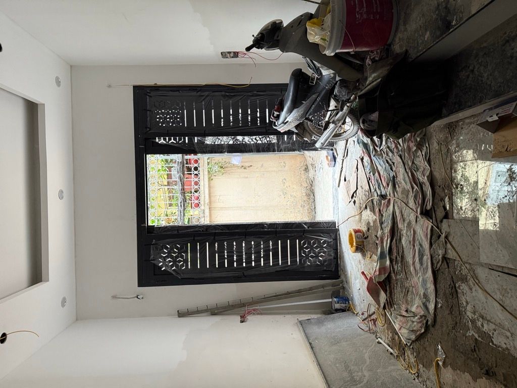 Bán nhà Minh Khai - diện tích 32,6m2 4 tầng - Ô tô dừng đỗ cách nhà 10m - giá 8,9 tỷ