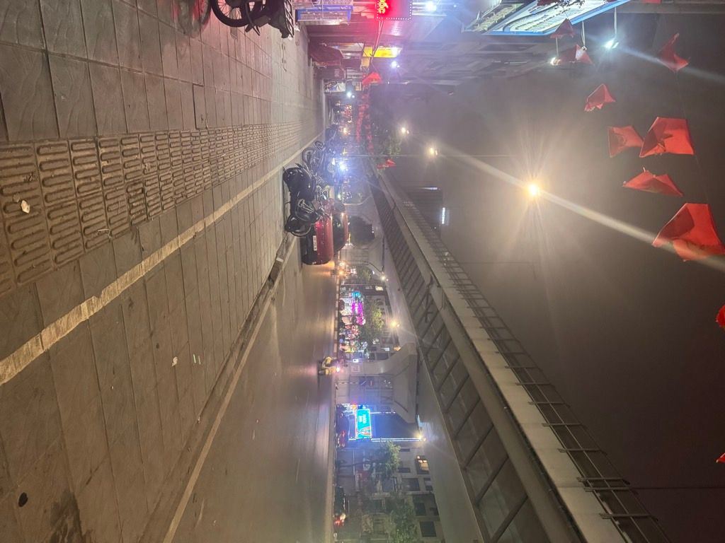 Bán nhà Minh Khai - diện tích 57m2 1 tầng - MẶT PHỐ Ô TÔ TRÁNH - giá 24,6 tỷ