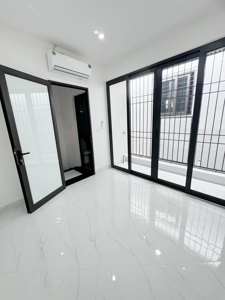 Bán nhà Đông thiên - diện tích 17m2 3 tầng - ô tô tránh - giá 3 tỷ