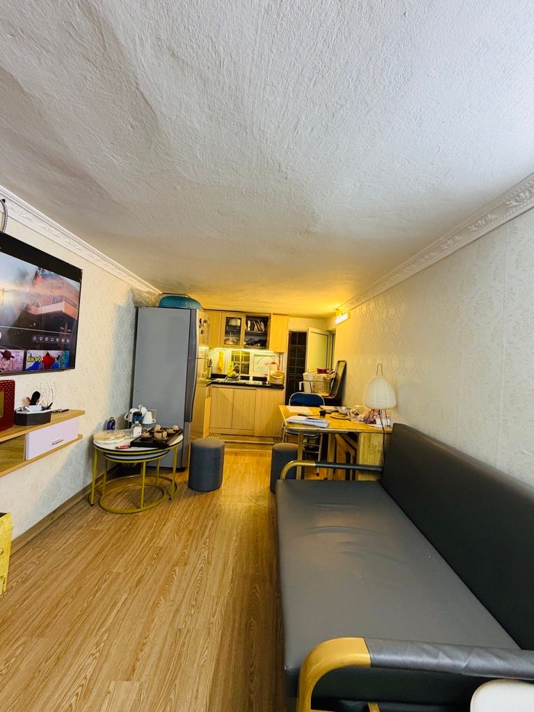 Bán nhà Phương Mai - diện tích 15m2 4 tầng - ngõ thông - giá 5,98 tỷ