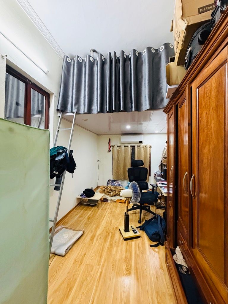 Bán nhà Phương Mai - diện tích 15m2 4 tầng - ngõ thông - giá 5,98 tỷ