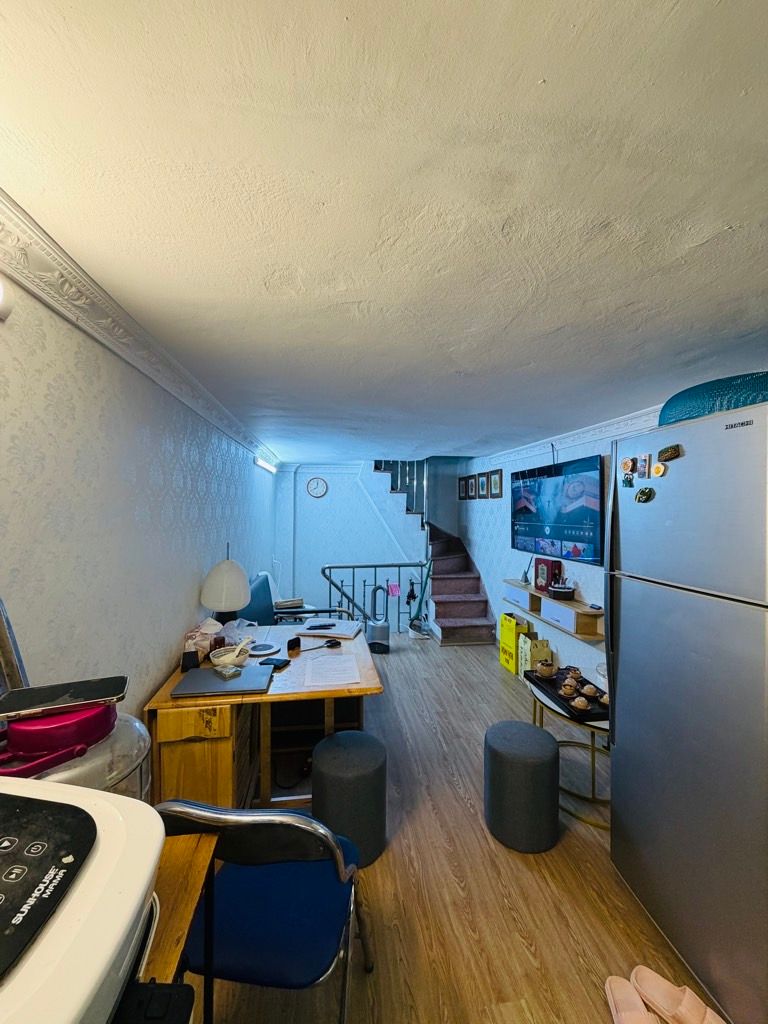 Bán nhà Phương Mai - diện tích 15m2 4 tầng - ngõ thông - giá 5,98 tỷ