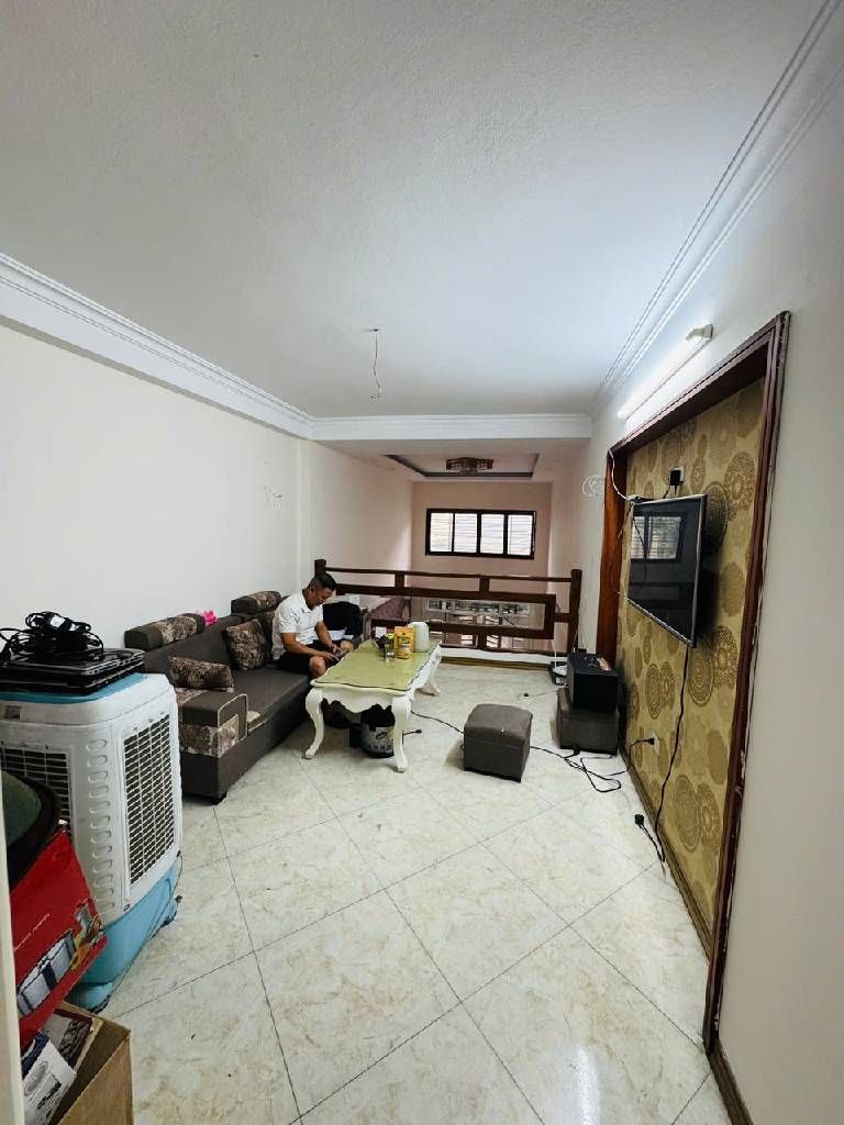 Bán nhà Lĩnh Nam - diện tích 36m2 4 tầng - Ngách thông ô tô - giá 7,9 tỷ