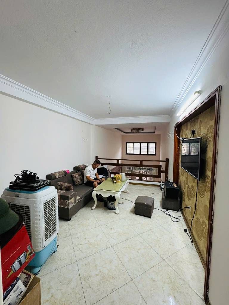 Bán nhà Lĩnh Nam - diện tích 36m2 4 tầng - Ngách thông ô tô - giá 7,9 tỷ