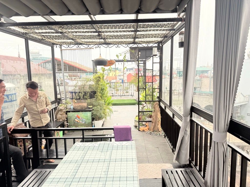 Bán nhà Lĩnh Nam - diện tích 46m2 5 tầng - Ô tô nhỏ đỗ cửa - giá 12,8 tỷ