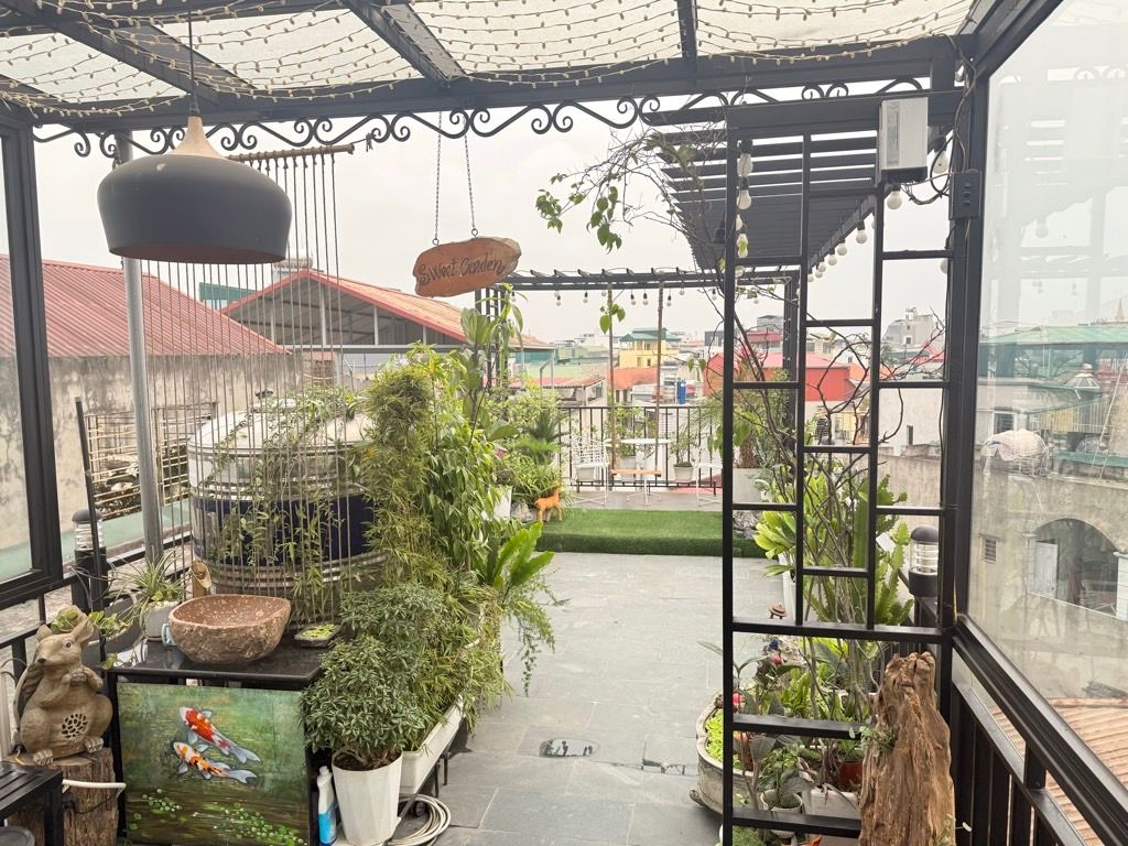 Bán nhà Lĩnh Nam - diện tích 46m2 5 tầng - Ô tô nhỏ đỗ cửa - giá 12,8 tỷ