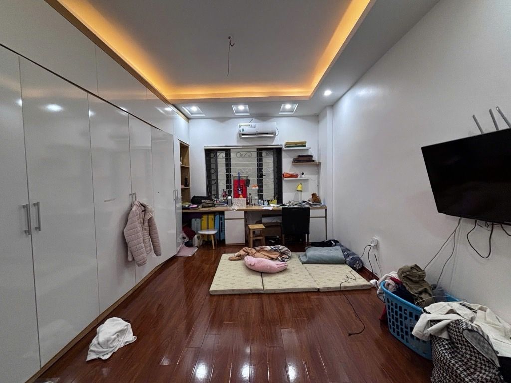 Bán nhà Láng Hạ - diện tích 33.3m2 5 tầng - Nhà đẹp hiếm có - giá 11,3 tỷ