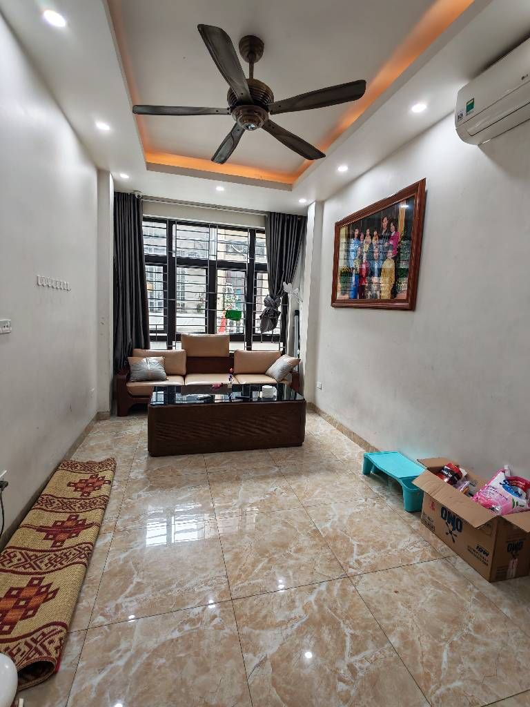 Bán nhà Thổ Quan - diện tích 32.9m2 5 tầng - giá 15,35 tỷ