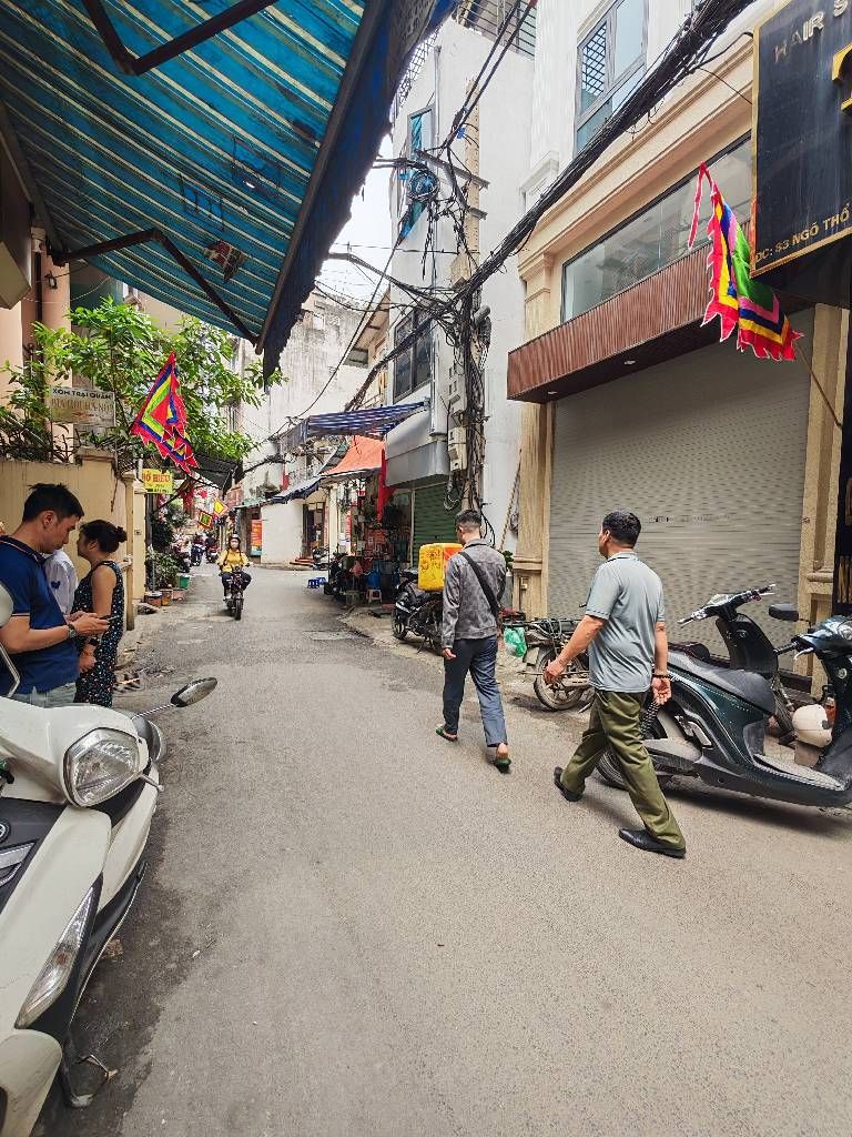 Bán nhà Thổ Quan - diện tích 32.9m2 5 tầng - giá 15,35 tỷ