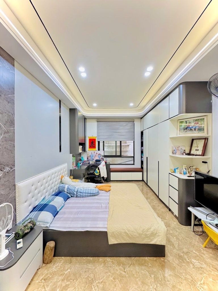 Bán nhà Ngõ Quỳnh - diện tích 29m2 5 tầng - gần ô tô - giá 11,9 tỷ