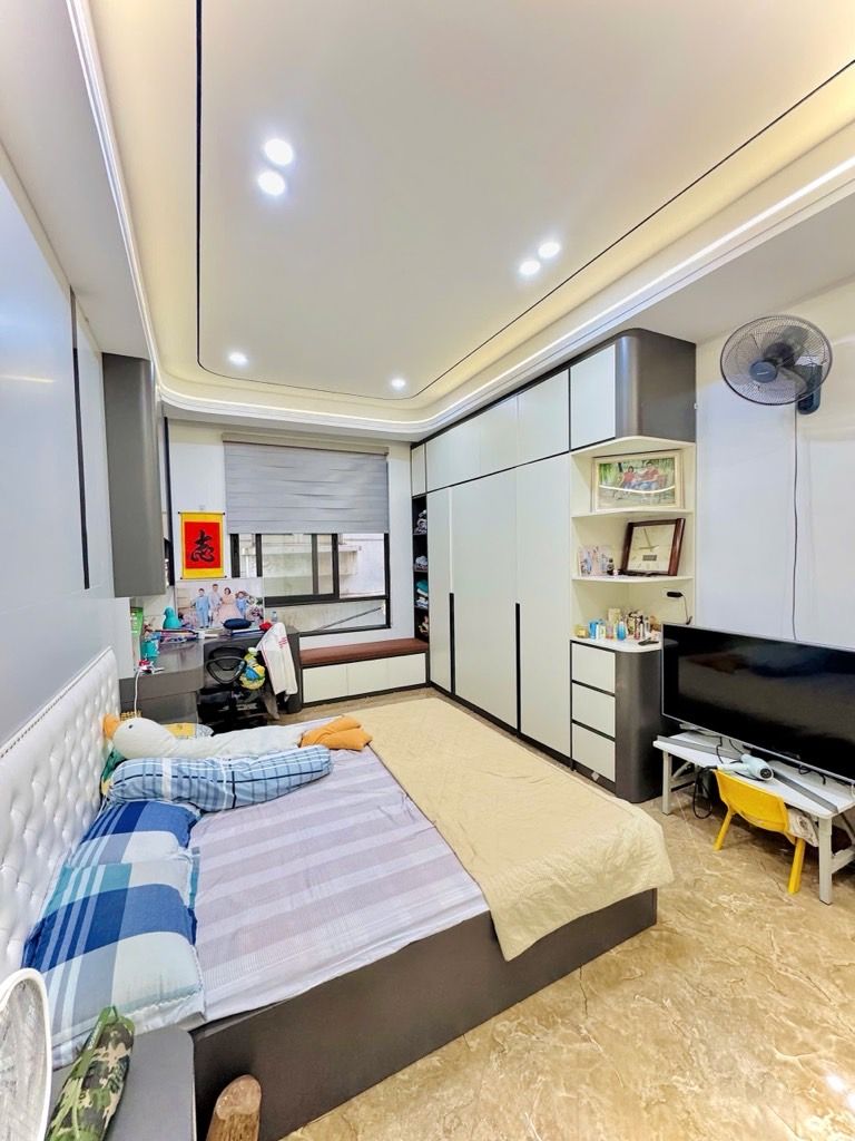 Bán nhà Ngõ Quỳnh - diện tích 29m2 5 tầng - gần ô tô - giá 11,9 tỷ