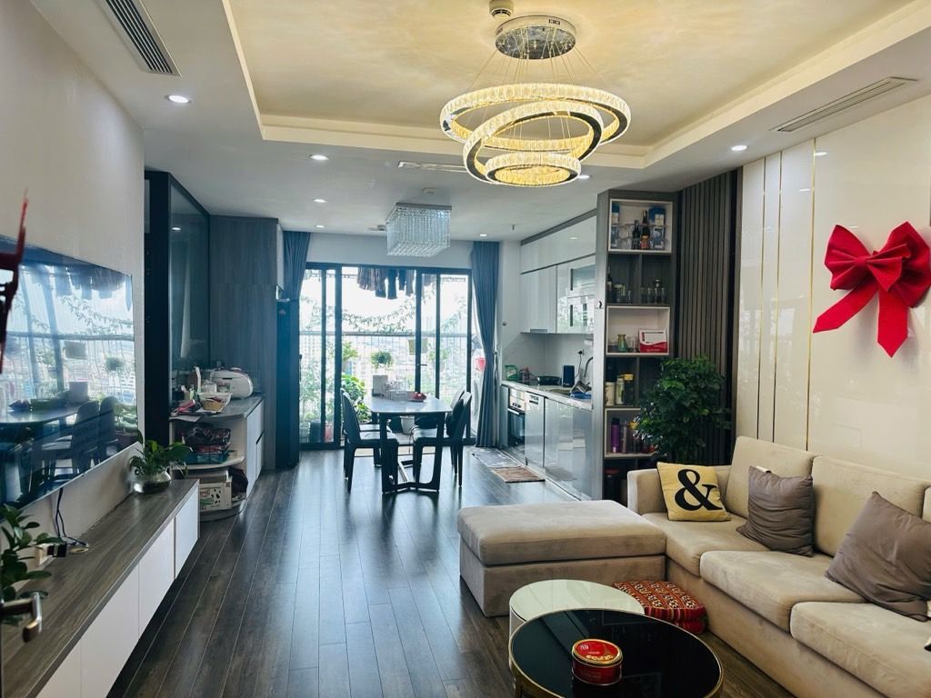 Bán nhà Lê Văn Lương - diện tích 98.4m2 1 tầng - Lô góc, view triệu đô - giá 8,2 tỷ