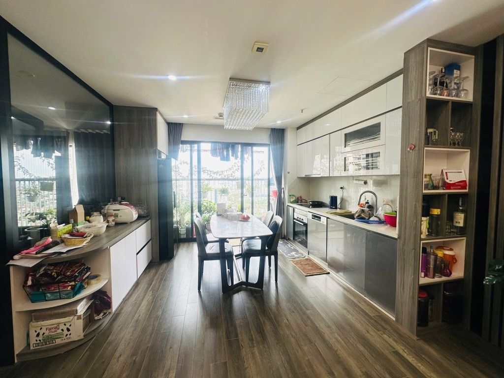 Bán nhà Lê Văn Lương - diện tích 98.4m2 1 tầng - Lô góc, view triệu đô - giá 8,2 tỷ