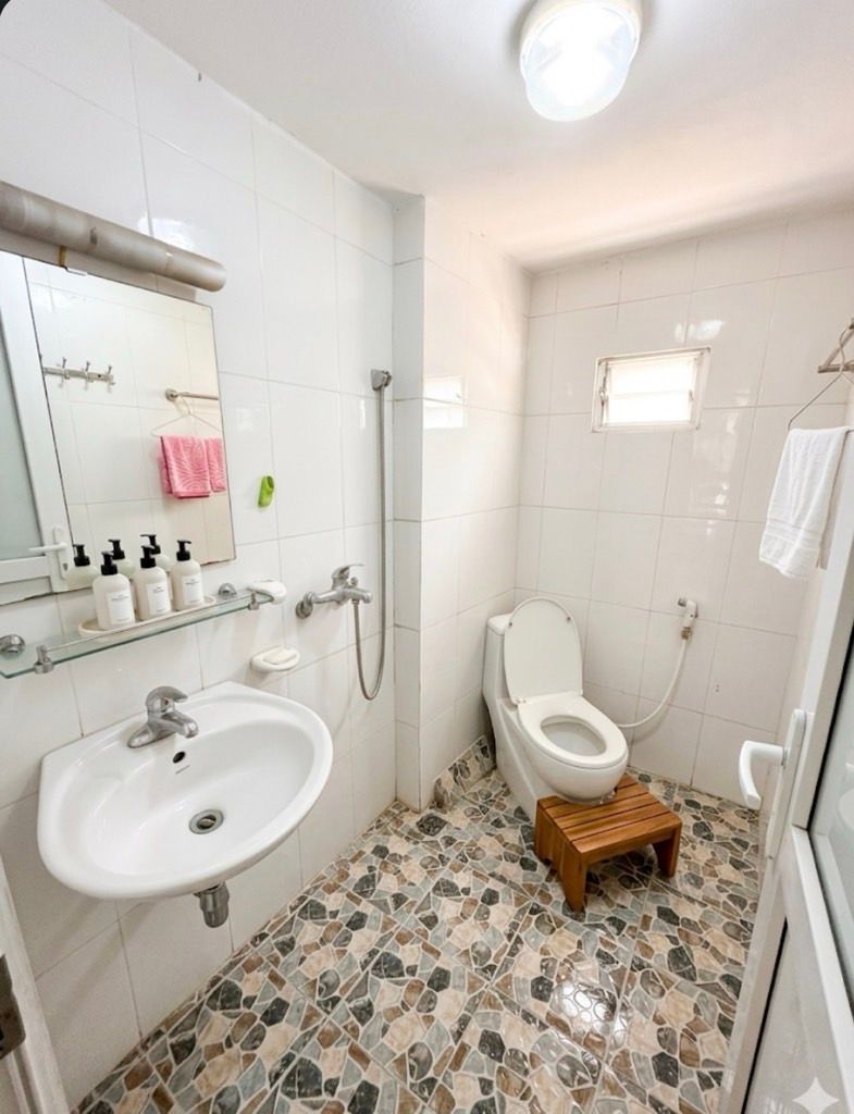 Bán nhà Thanh Lân - diện tích 38m2 4 tầng - Nhà 2 mặt thoáng - giá 9,3 tỷ