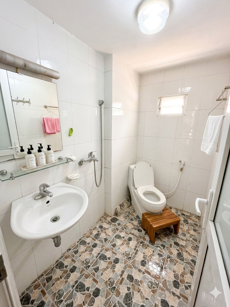 Bán nhà Thanh Lân - diện tích 38m2 4 tầng - Nhà 2 mặt thoáng - giá 9,3 tỷ